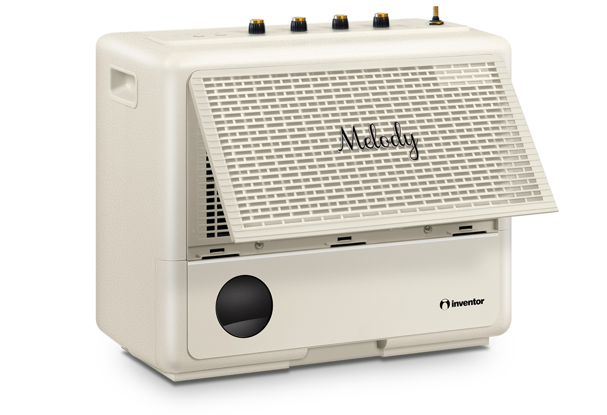 Απεικονίζεται ο αφυγραντήρας με μισάνοιχτο το φίλτρο.